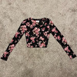 XS Floral Long Sleeved Crop Top Mesh Sleeves Chic